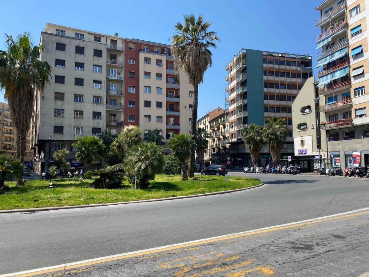 Mondo Vacanze Apartman Savona Kültér fotó